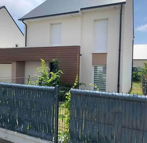 Belle Maison Neuve A 5 Mn De La